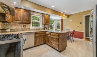 114 Manor Way, Alexandria Twp., NJ 08867