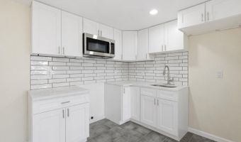41 Madison Ave, Amityville, NY 11701