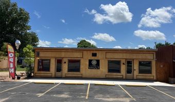 202 N Parkway Dr, Alvarado, TX 76009