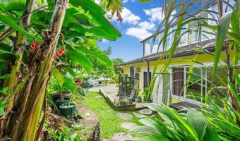 1350 Lopaka Pl, Kailua, HI 96734