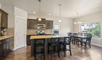 3523 NE Crystal Springs Dr, Bend, OR 97701