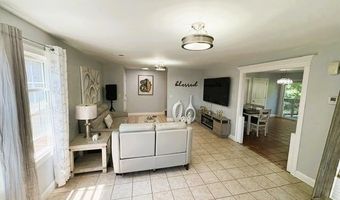18 Calef St 1, Cranston, RI 02920
