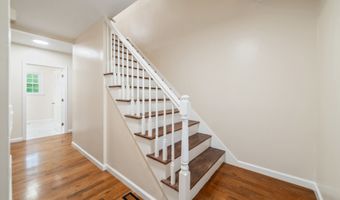 6 El Toro Dr, Bristol, CT 06010