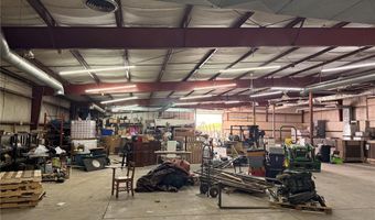 301 Old Dubuque Rd, Anamosa, IA 52205