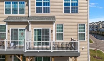 2824 Ridington Rd, Ann Arbor, MI 48105