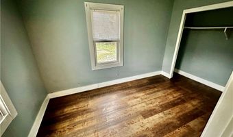 2541 Nesmith Lake Blvd, Akron, OH 44314