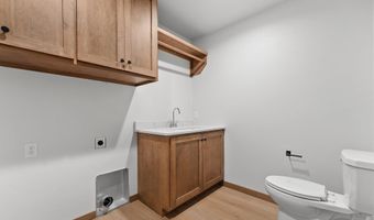 413 CARRIE LYNN Ave, Algoma, WI 54201