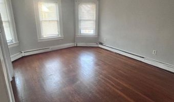 11 Baker St, Andover, NJ 07801