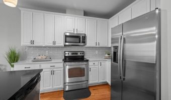 108 Pelican Dr B, Atlantic Beach, NC 28512