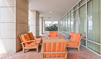 820 N POLLARD St 511, Arlington, VA 22203