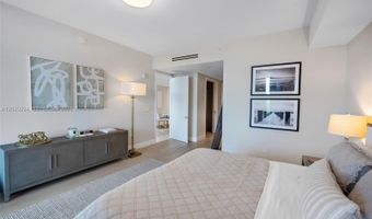 10201 Collins Ave 305, Bal Harbour, FL 33154