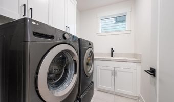 62667 NW McClain Dr, Bend, OR 97703