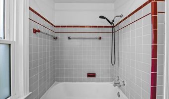 73837 Floral St, Armada, MI 48005