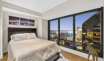 200 Harbor Dr 3702, San Diego, CA 92101