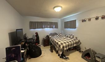 124 Canterbury Ct, Anderson, IN 46012