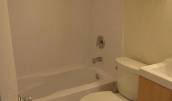11 Great Gorge Dr 5, Alloway, NJ 07462