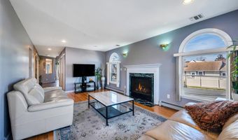 133 Wentworth Ave, Albertson, NY 11507