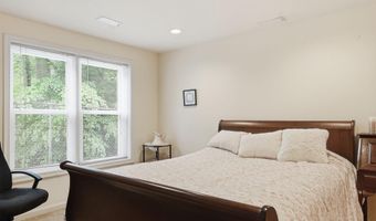 14302 DELCASTLE Dr, Bowie, MD 20721
