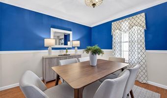 618 Running Creek Dr, Ballwin, MO 63021