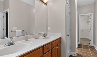 123 Homegate Cir, Apex, NC 27502