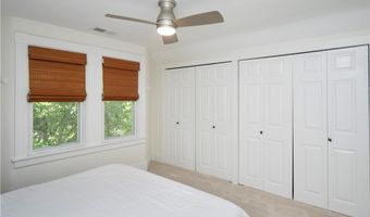 27 Mann Ave, Newport, RI 02840