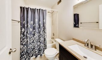 2006 N ALLEVA Ct, Accokeek, MD 20607