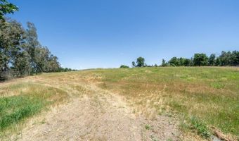 Deschutes Road, Anderson, CA 96007
