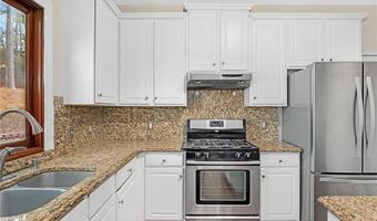 560 Kimball Crest Ct, Alpharetta, GA 30022