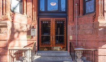 271 Dartmouth St 4H, Boston, MA 02116