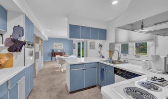 37 Faith Ln, Aberdeen, NJ 07747