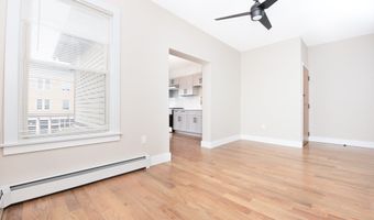 527 E Main St 2nd floor Right, Bridgeport, CT 06608