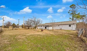 322 S Hilltop Rd, Apache, OK 73006