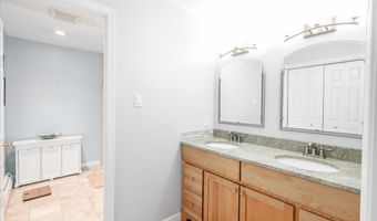32 Country Way, Bethel, CT 06801
