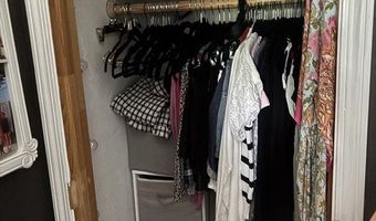 825 E 2nd 3, Boston, MA 02127