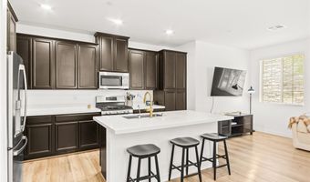 25 Barbara Ln 53, Las Vegas, NV 89183