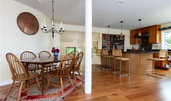 1501 Beacon Hill Rd, Block Island, RI 02807