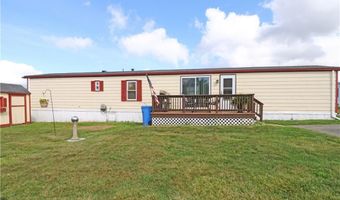 56 Bayview Pkwy, Middletown, RI 02842