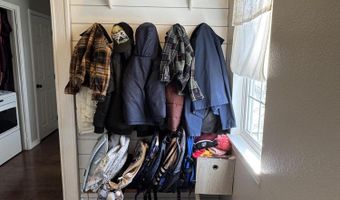 1705 Tyler Ave, Aurora, MO 65605