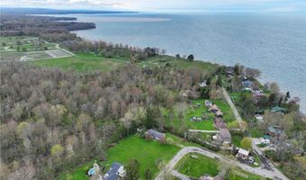 15 South Ln, Angola, NY 14006