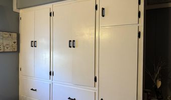 1936 S ADAMS St, Appleton, WI 54915