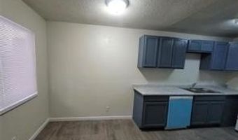 304 Orland St 39, Las Vegas, NV 89107