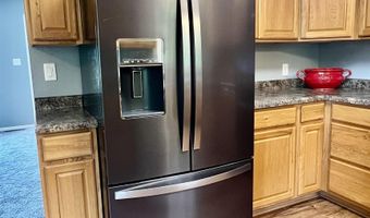 121 H Ave W, Albia, IA 52531