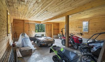 208 Old S Durham Hwy, Acra, NY 12405