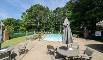 184 Hillsborough Dr, Athens, GA 30606