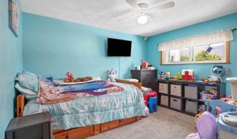 609 Old Brick Rd, Auburn, IN 46706