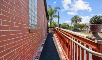 1887 MAYPORT Rd, Atlantic Beach, FL 32233