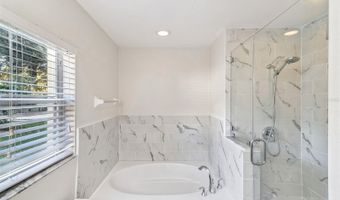 816 BARRISTER Dr, Auburndale, FL 33823