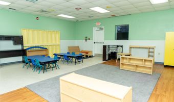 890 Vee St, Biloxi, MS 39532