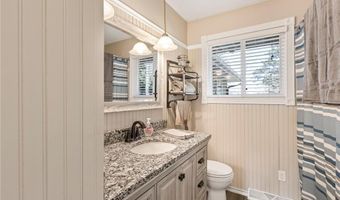 6517 County Rd 5 NW, Annandale, MN 55302