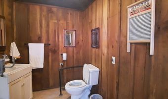 624 Saul Begley Rd, Annville, KY 40402